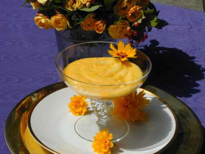 Rezept: Mango-Kokosnuß-Creme Surprise à la 'Govardana'